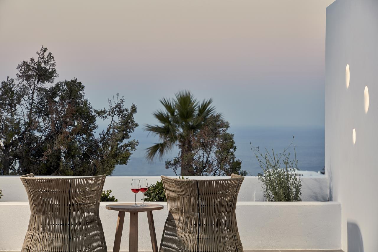 Callia Retreat Suites - Adults Only Φηρά Εξωτερικό φωτογραφία